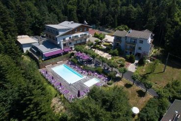 hôtel clair matin - vue drone hôtel