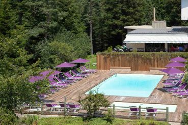 hôtel clair matin - vue drone piscine